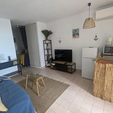 Studio Cosy Vue Et Front De Mer Sete Exterior photo